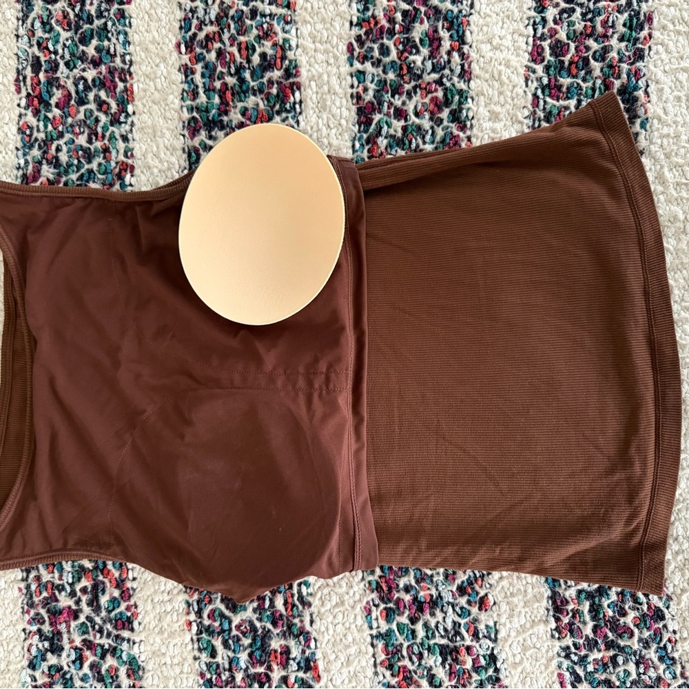 Klassy Network Brown Tank Top - Picture 3 of 4